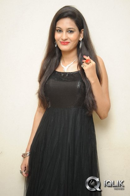 Swetha-Jadhav-at-Inka-Emi-Anukoledu-Audio-Launch